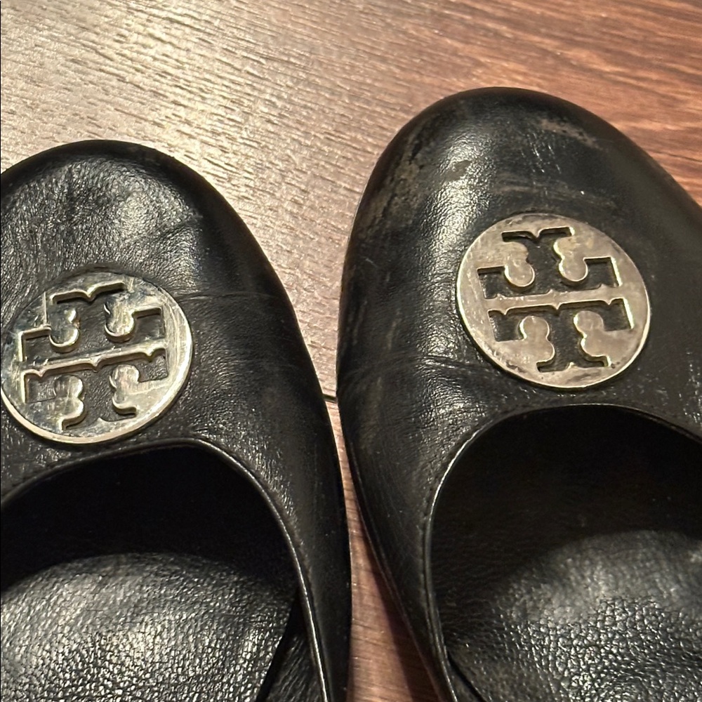 Tory Burch Black Leather Ballerina shoes. Size 37 - Picture 6 of 7
